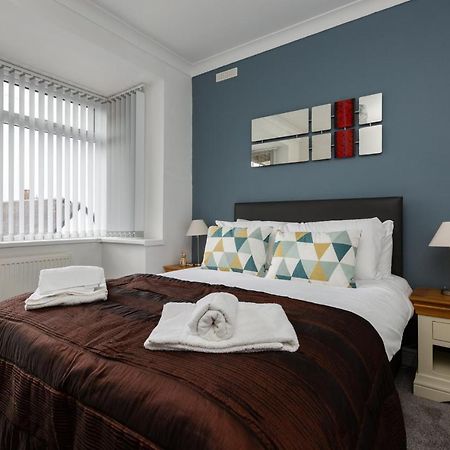 Hillside House - 2 Bedrooms Parking Wi-Fi Hospital Blackpool Eksteriør billede