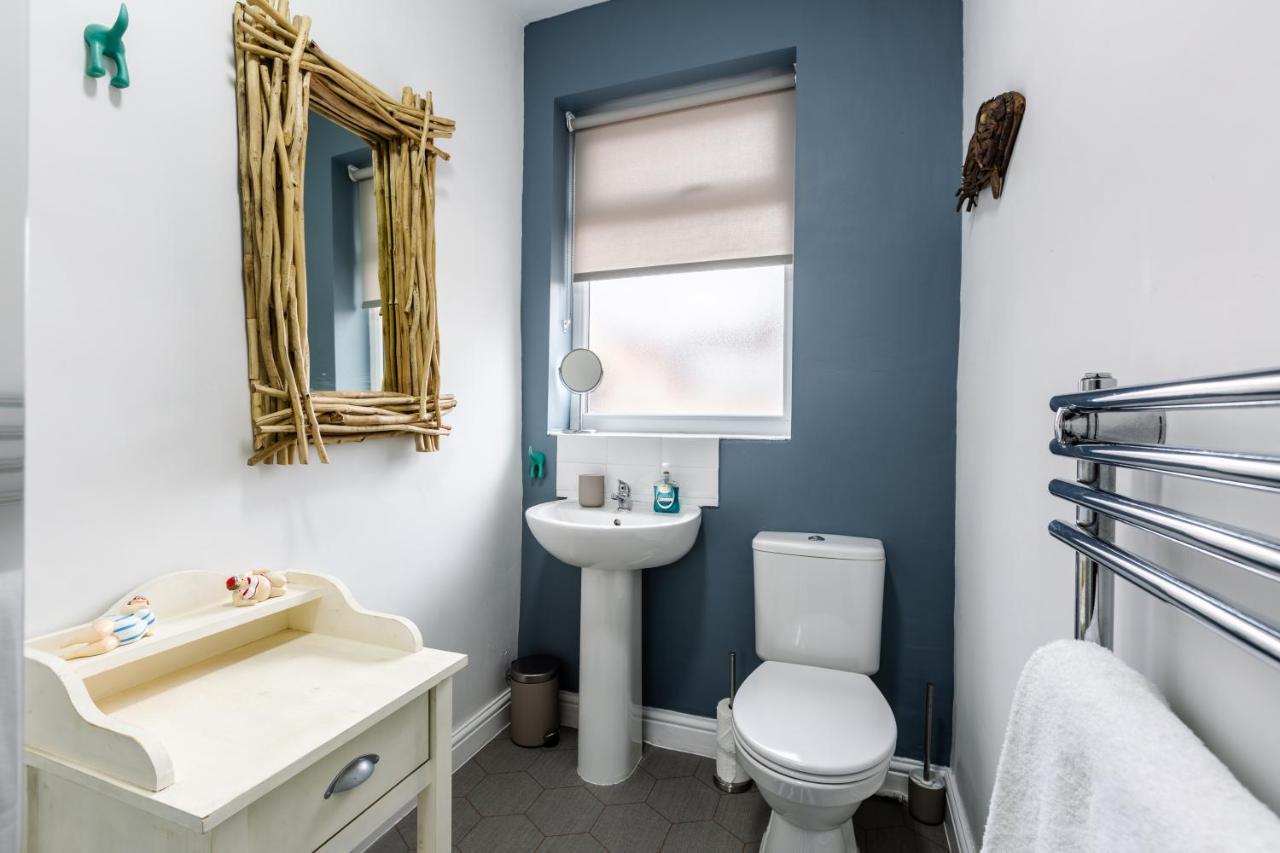 Hillside House - 2 Bedrooms Parking Wi-Fi Hospital Blackpool Eksteriør billede