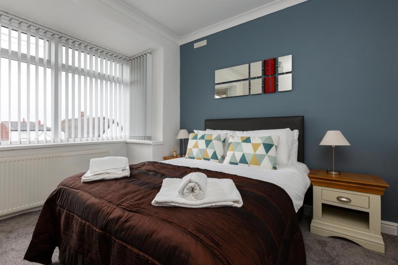 Hillside House - 2 Bedrooms Parking Wi-Fi Hospital Blackpool Eksteriør billede