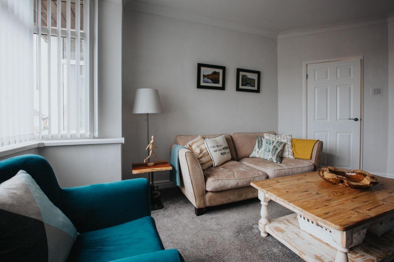 Hillside House - 2 Bedrooms Parking Wi-Fi Hospital Blackpool Eksteriør billede