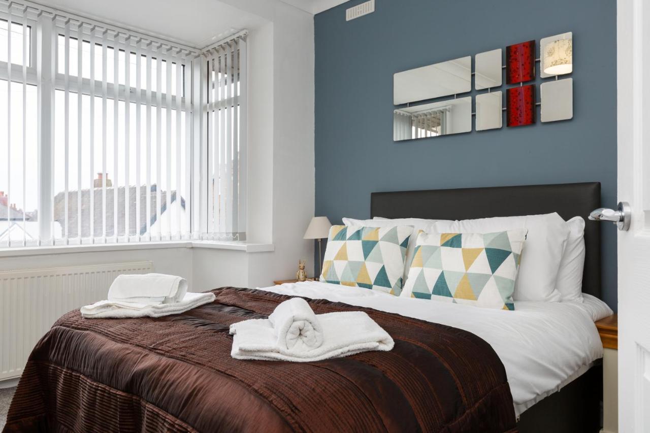 Hillside House - 2 Bedrooms Parking Wi-Fi Hospital Blackpool Eksteriør billede