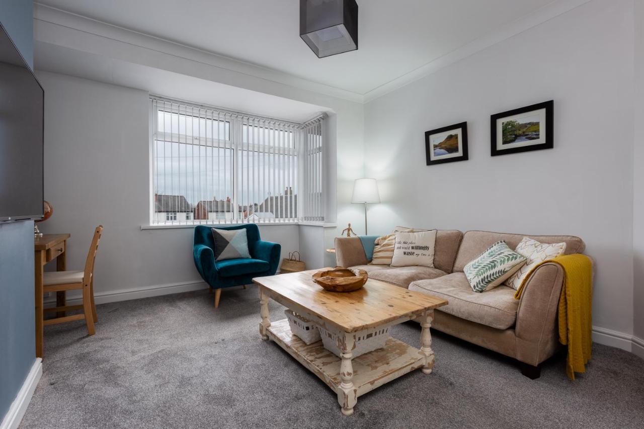 Hillside House - 2 Bedrooms Parking Wi-Fi Hospital Blackpool Eksteriør billede