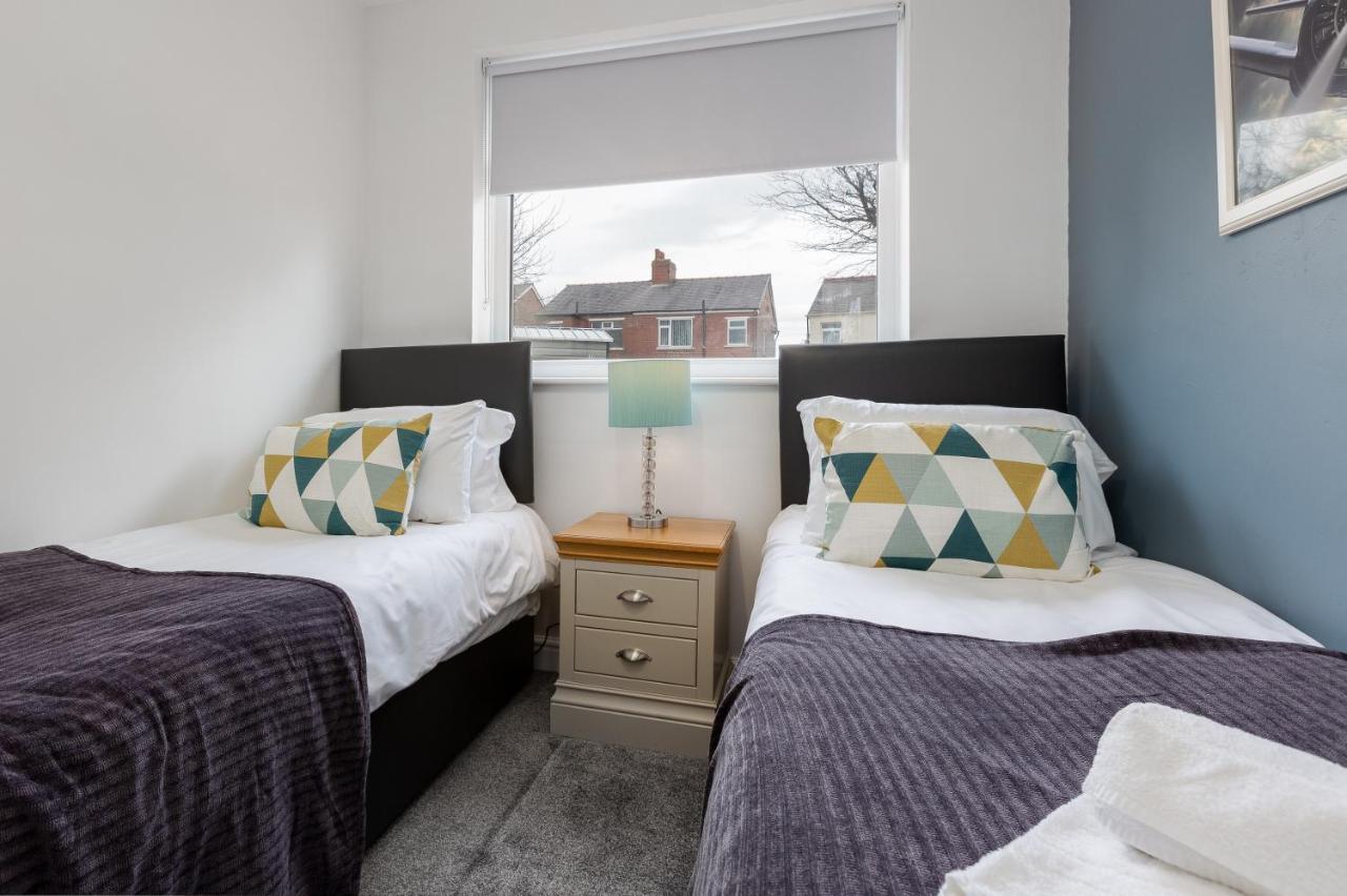 Hillside House - 2 Bedrooms Parking Wi-Fi Hospital Blackpool Eksteriør billede