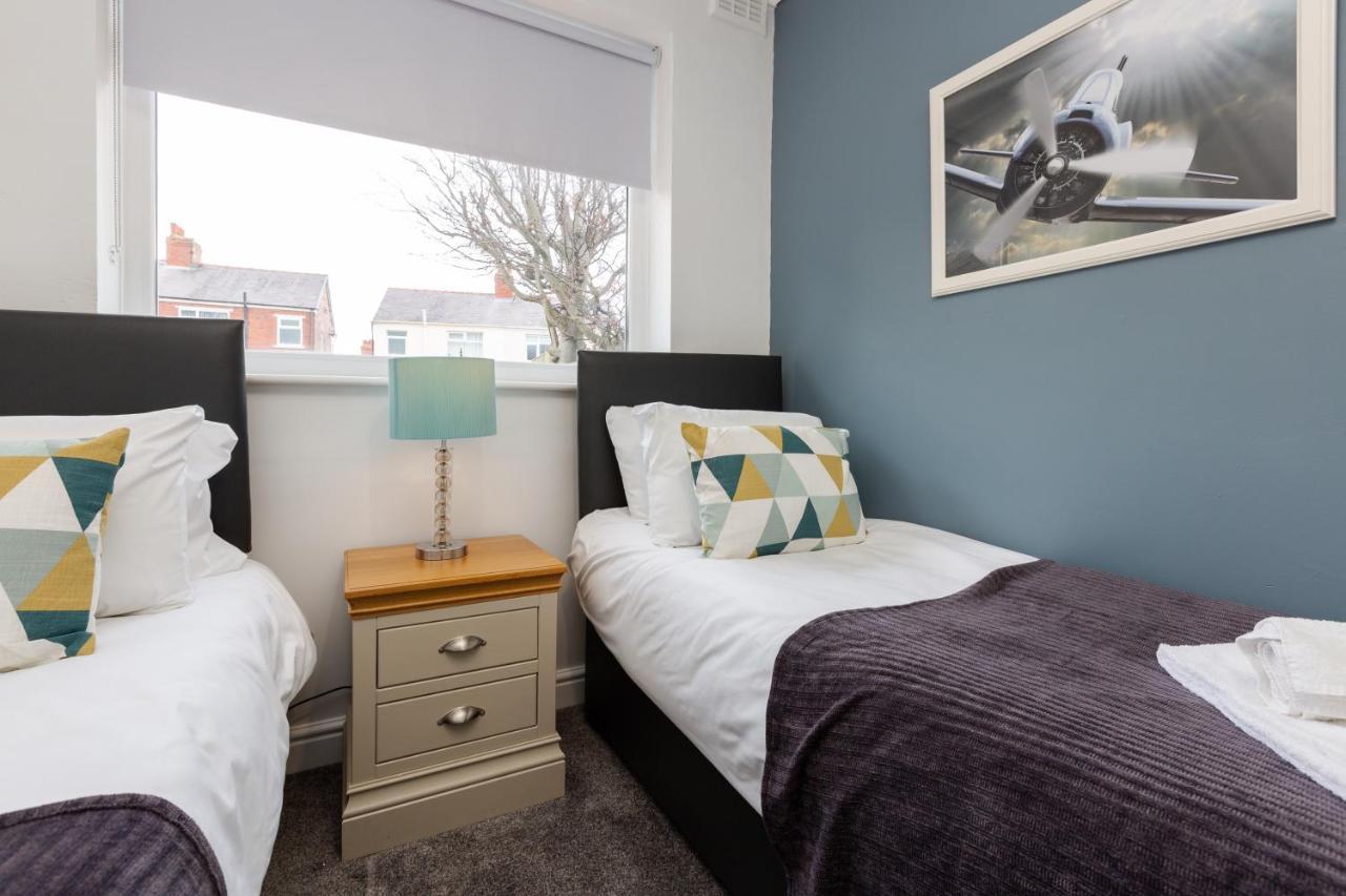 Hillside House - 2 Bedrooms Parking Wi-Fi Hospital Blackpool Eksteriør billede