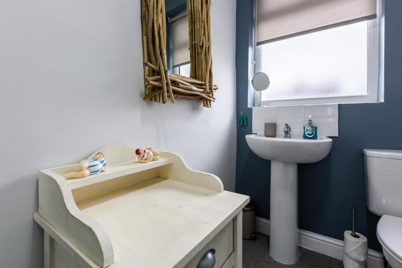 Hillside House - 2 Bedrooms Parking Wi-Fi Hospital Blackpool Eksteriør billede