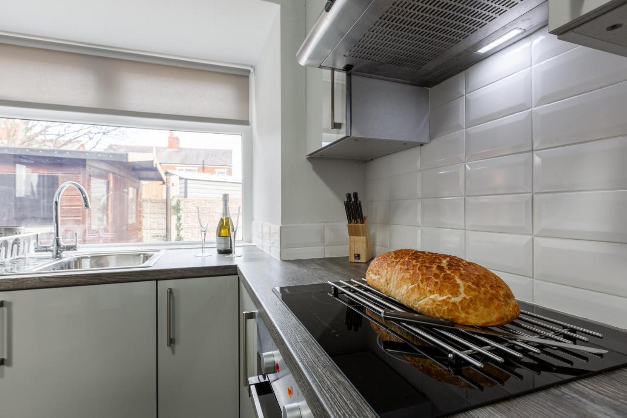 Hillside House - 2 Bedrooms Parking Wi-Fi Hospital Blackpool Eksteriør billede