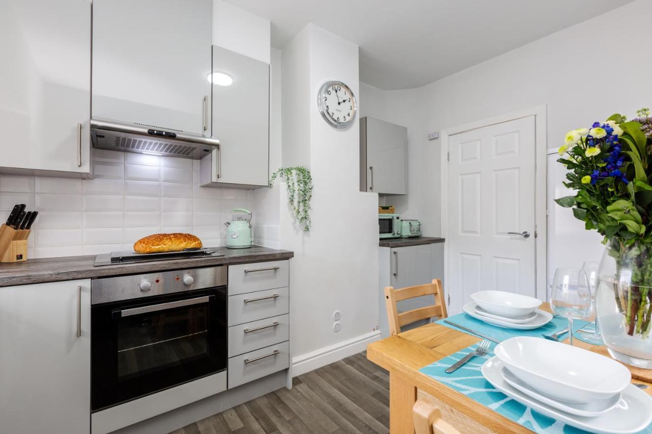 Hillside House - 2 Bedrooms Parking Wi-Fi Hospital Blackpool Eksteriør billede