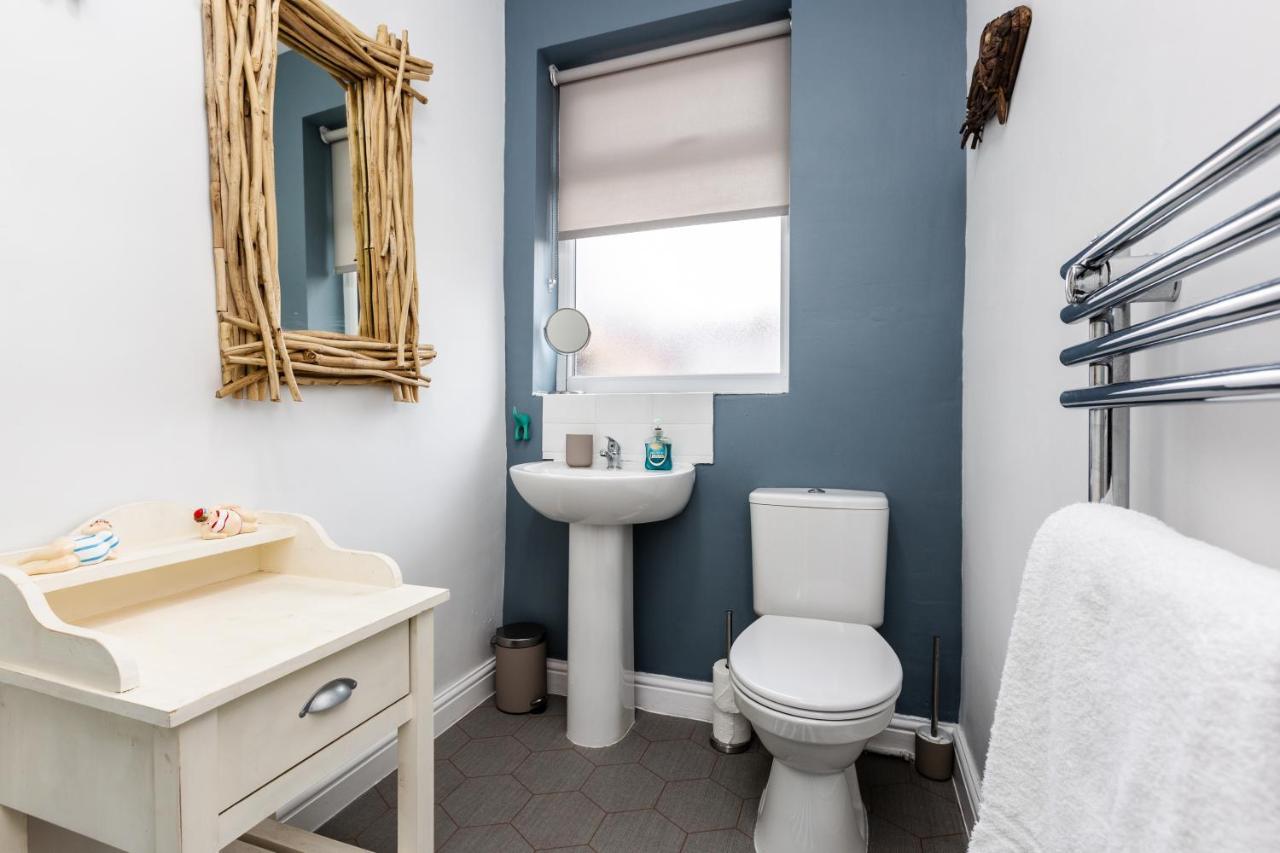 Hillside House - 2 Bedrooms Parking Wi-Fi Hospital Blackpool Eksteriør billede